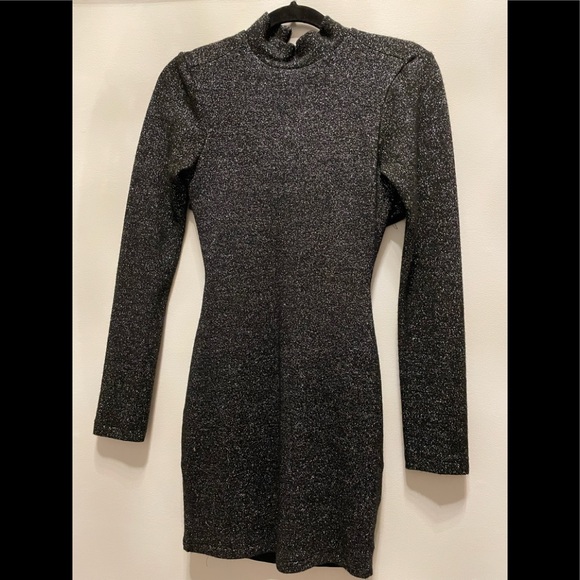Zara Open Back Long Sleeve Dress - Picture 4 of 5
